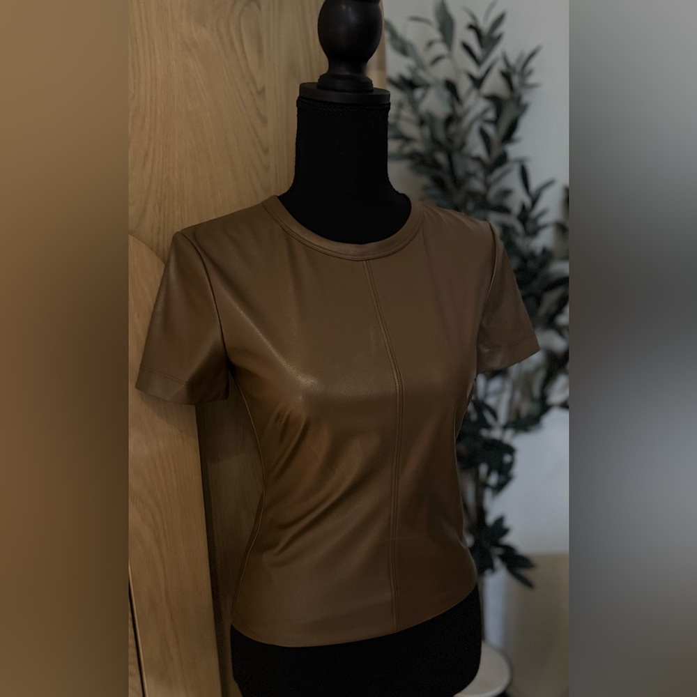 NWT Helmut Lang Faux Leather Top - Small - Picture 4 of 6